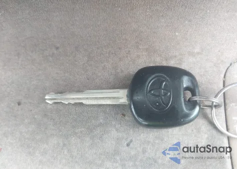 2003 Toyota Camry Le V6 z USA, uszkodzony, nr VIN 4T1BF32K03U041325